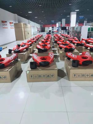 Robô de controle remoto do salvamento da água com um projeto anticolisão simétrico da bolsa a ar